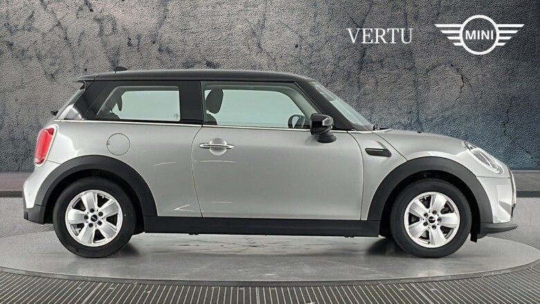 MINI Hatchback 1.5 Cooper Classic Premium 3dr Auto Petrol Hatchback